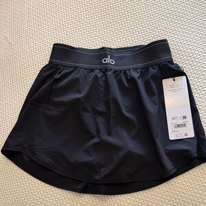 ALO Yoga Women's Dark Gray Skort